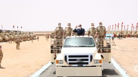 على الحدود الليبية.. السيسي: جيشنا قادر على الدفاع عن أمن مصر داخل وخارج حدودها لكنه "رشيد"