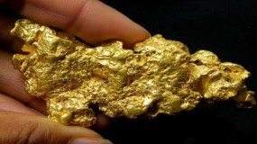 مصر توقع 10 عقود مع شركات عالمية للتنقيب عن الذهب