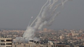 إعلام عبري: حماس أنشأت حفرًا لإطلاق صواريخ بالقرب من مدارس في غزة