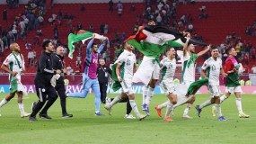 كأس العرب: الجزائر تجرد المغرب من اللقب و تمر إلى نصف النهائي