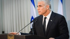 لابيد: الكونغرس والمنظمات اليهودية قلقون من "الانقلاب" بإسرائيل