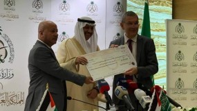 د. أبو هولي يطالب الدول المانحة الوفاء بتعهداتها المالية تجاه الاونروا كما فعلت المملكة العربية السعودية