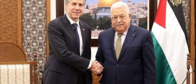 الرئيس عباس يلتقي وزير الخارجية الأمريكي في رام الله