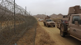 وكالة: السعودية تبني جدار عازل على حدودها مع اليمن