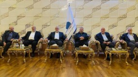 وفد قيادي من حماس برئاسة هنية يصل إلى طهران