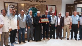 وزير الأوقاف والشؤون الدينية يزور جمعية رجال الأعمال الفلسطينين بغزة