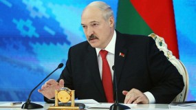 لوكاشينكو يهدد باستخدام السلاح النووي إذا استُهدفت بيلاروسيا